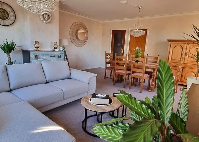 Superb Flat With 3 Bedrooms Parking And Balcony