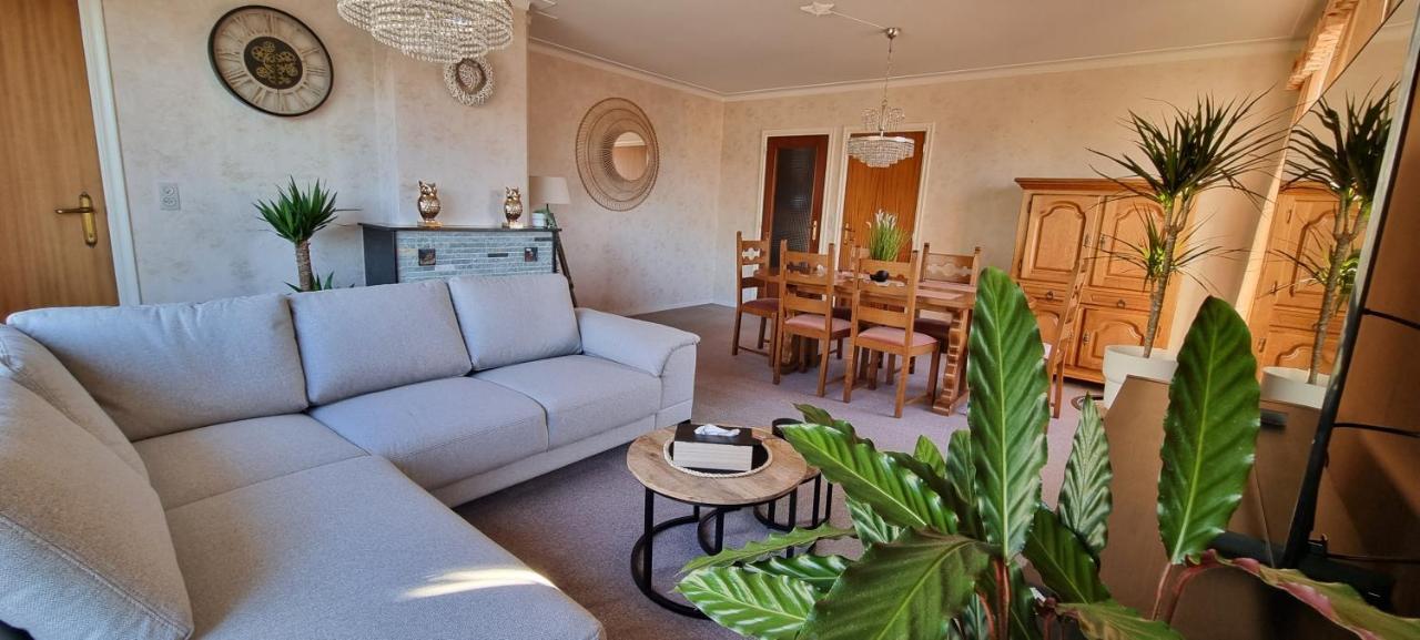Appartement Superb Flat With 3 Bedrooms Parking And Balcony Antwerpen